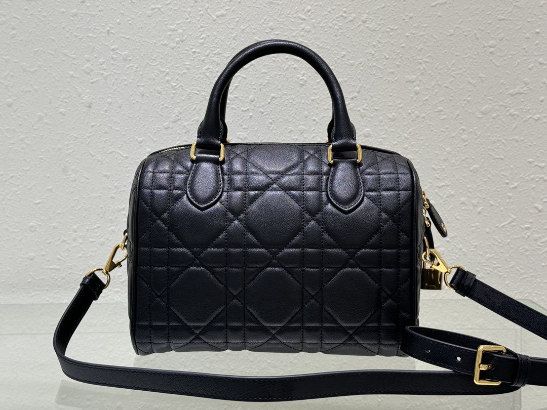 Dior Groove 25 Bag Black Macrocannage Calfskin